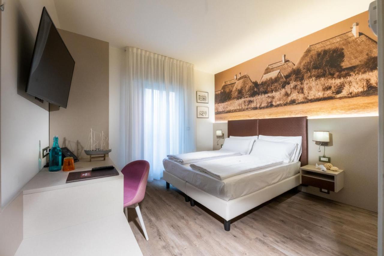 Hotel Casa Costiera Caorle Exteriör bild